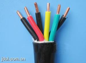 ������±����